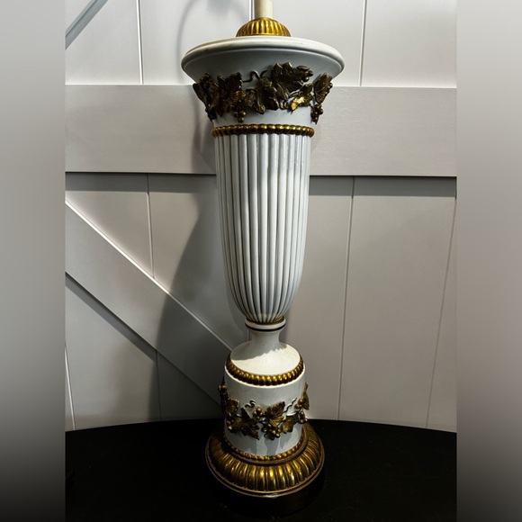 Vintage Lamp - Picture 2 of 4